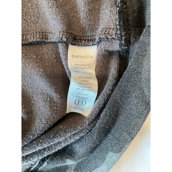 Athleta Camo Print Long Sleeve Studio to Street Crewneck Sweatshirt Size L - Picture 5 of 5